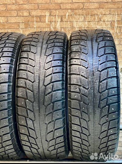 Michelin Latitude X-Ice North 215/60 R17