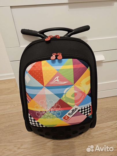 Рюкзак школьный на колесах
