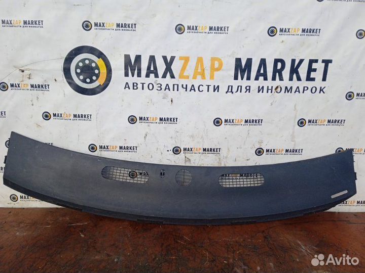 Накладка на торпеду Chrysler Intrepid 3.2 1999 б/у