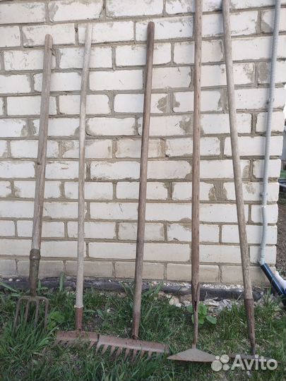 Грабли вилы тяпка