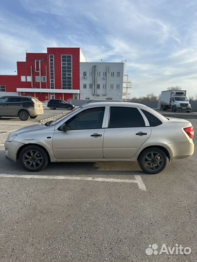 LADA Granta 1.6 МТ, 2013, 212 000 км