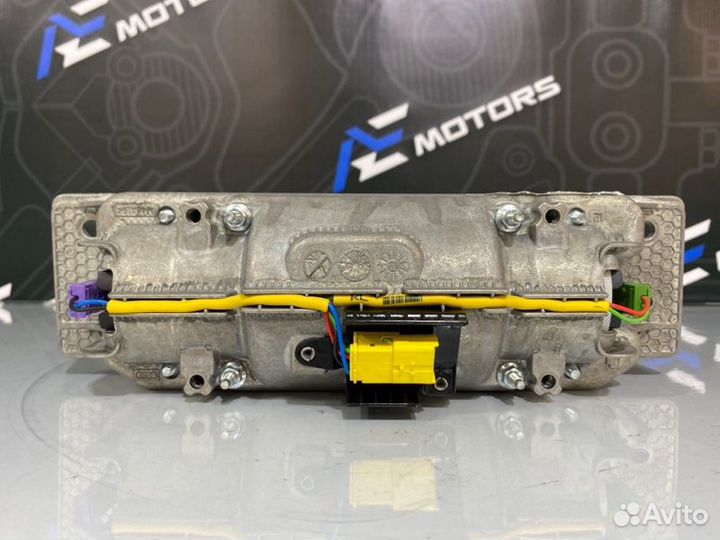 Подушка безопасности Audi A6 C6 caja 2009