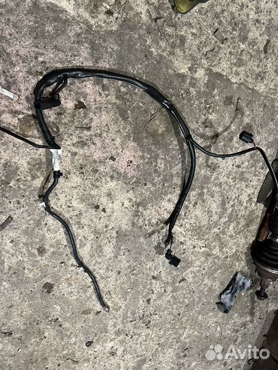 Проводка стартера и генератора Passat B7 CCZ