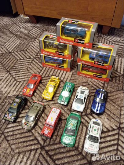 Машинки burago