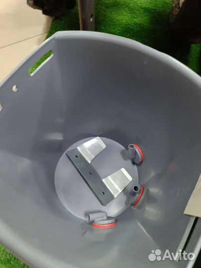 Ведро для выпойки телят