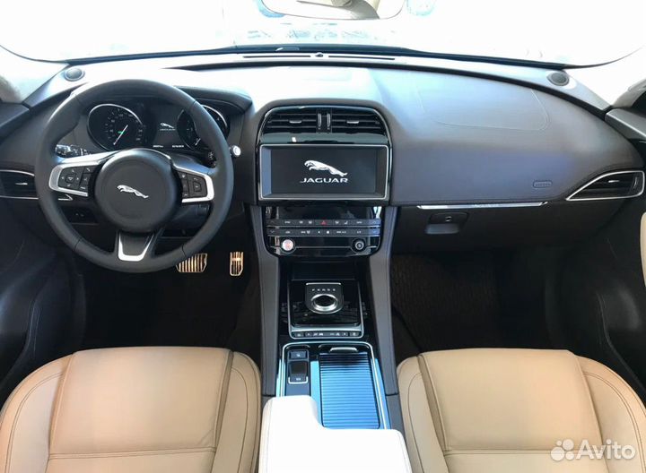 Jaguar F-Pace 2.0 AT, 2017, 57 000 км