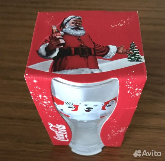 Стеклянные стаканы СССР и стакан Кока кола