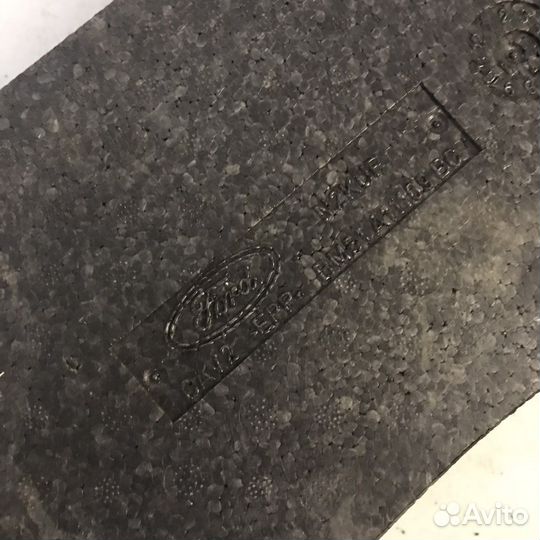 Наполнитель багажника Ford Focus 3