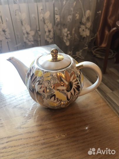 Коллекционный чайный сервиз 