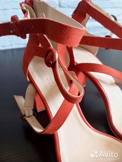 Босоножки. blanco оригинал