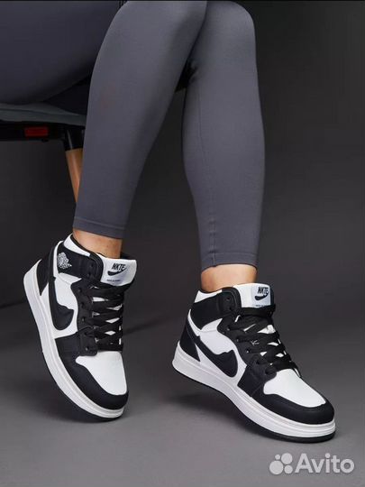 Кроссовки nike air jordan новые 40р