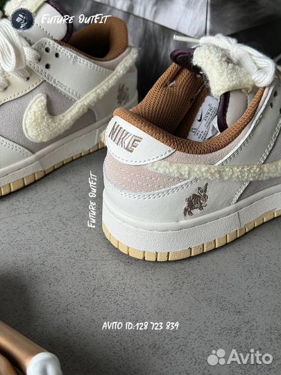 Кроссовки Nike dunk low зайчики