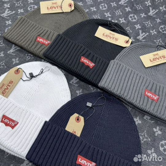 Шапка levis