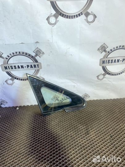 Nissan tiida c11 форточка правая