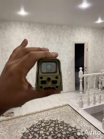 Голографический прицел