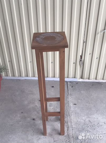 Подставка для цветов напольная