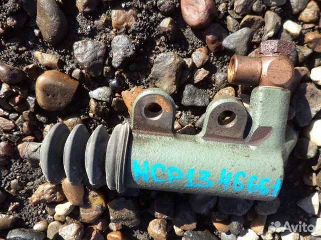 Рабочий цилиндр сцепления Toyota Vitz NCP13 1NZ-FE