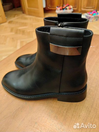 Ботинки женские