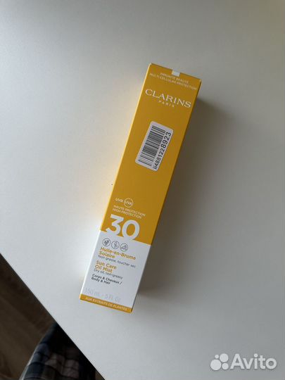 Clarins huile-en-brume solaire spf 30