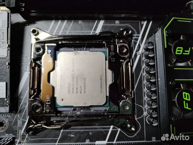 Huananzhi x99 f8/Xeon2678v3/32gb ddr4/кулер