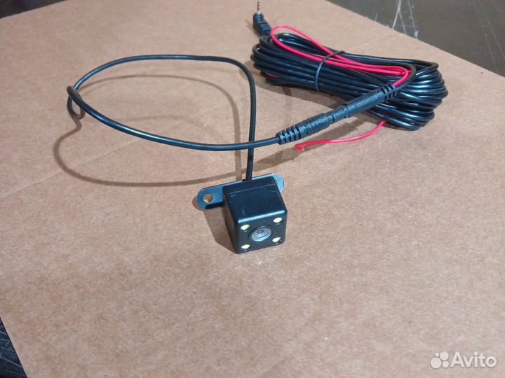 Камера заднего вида с проводкой