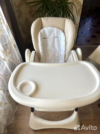 Столик для кормления