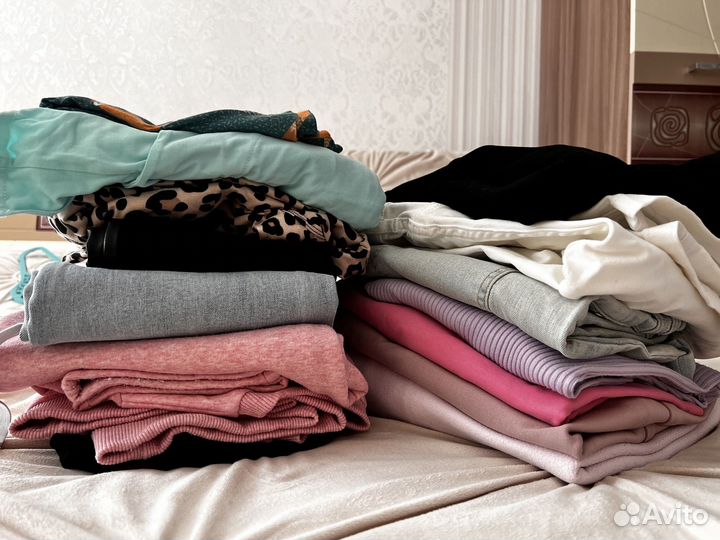 Вещи для беременных и кормящих 44-46р