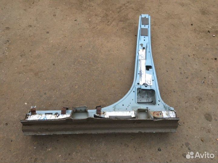 Стойка кузова центральная правая Hyundai Getz TB