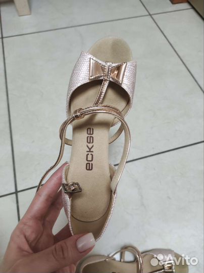 Босоножки для девочки