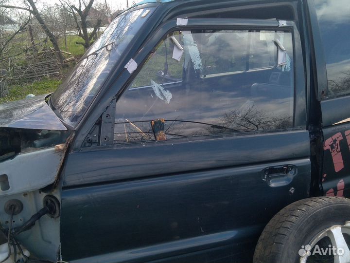 Дверь Митсубиси pajero 2