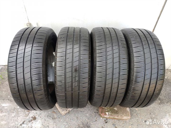 Goodyear EfficientGrip Performance 205/55 R16