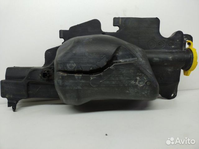 Бачок омывателя Dodge Ram 5.7 2018