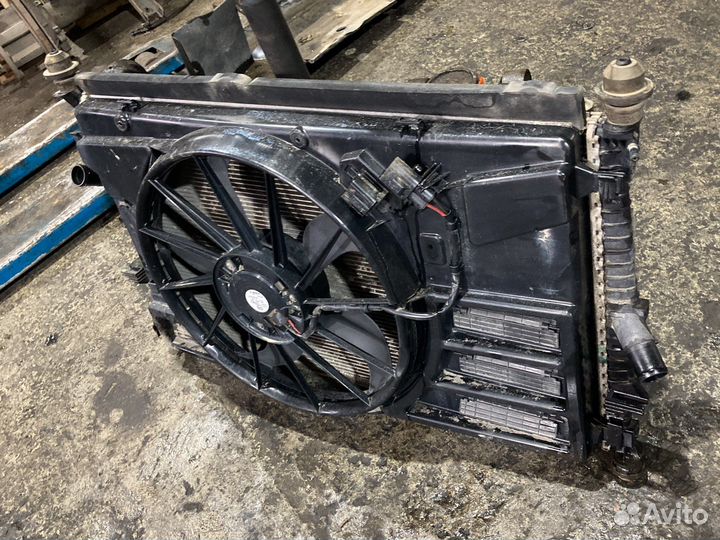 Кассета радиаторов на Форд Транзит 2.2