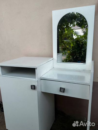 Спальный гарнитур для девочек