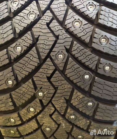 Pirelli Ice Zero 2 245/45 R20