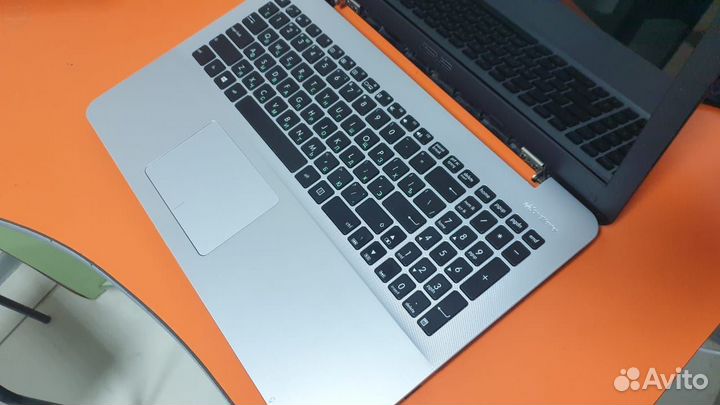 Ноутбук - Asus X555LD Series Notebook 0ON