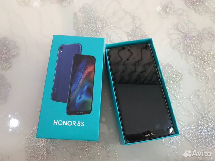 Мобильные телефоны бу honor 8s