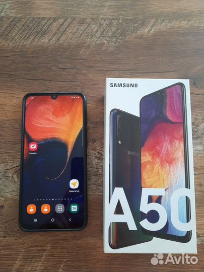 Samsung Galaxy A50, 6/64 ГБ
