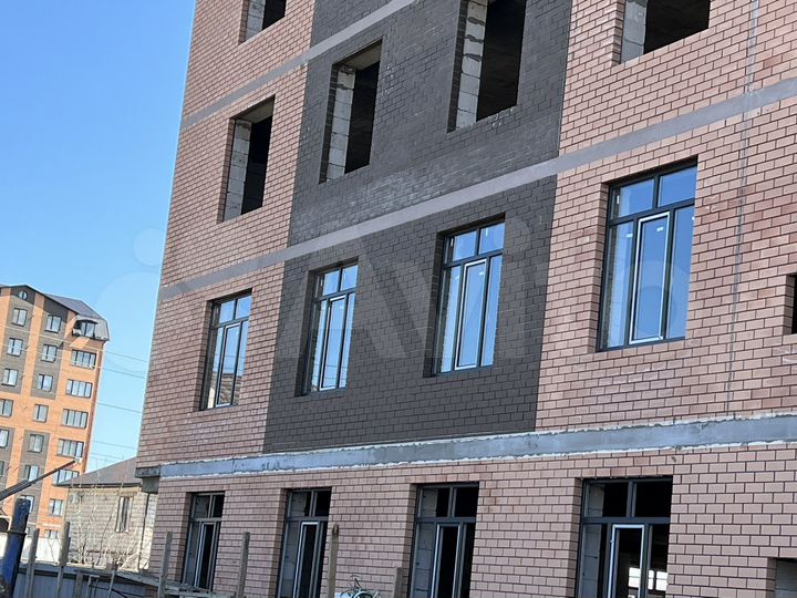 3-к. квартира, 93 м², 5/5 эт.