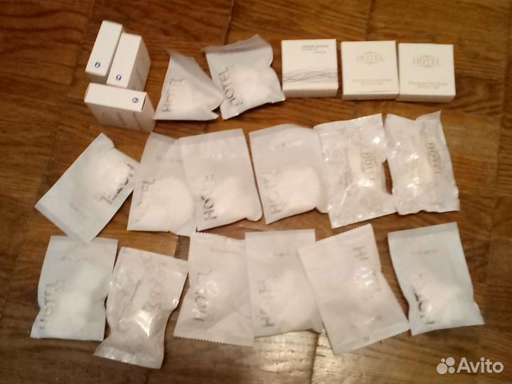 Шапочки для душа новые, цена за всё