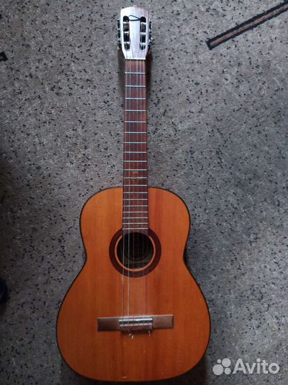Акустическая гитара советского времени бу