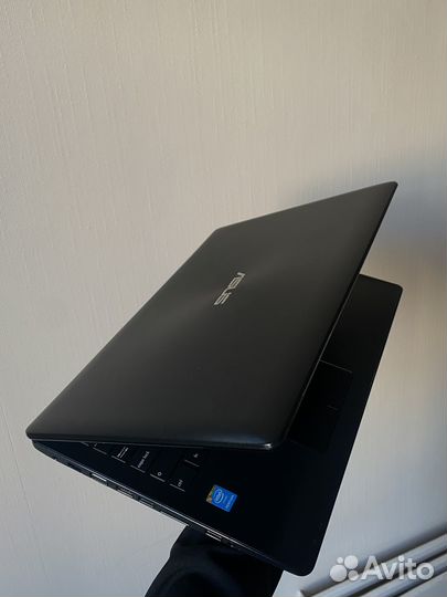 Ноутбук Asus x553ma