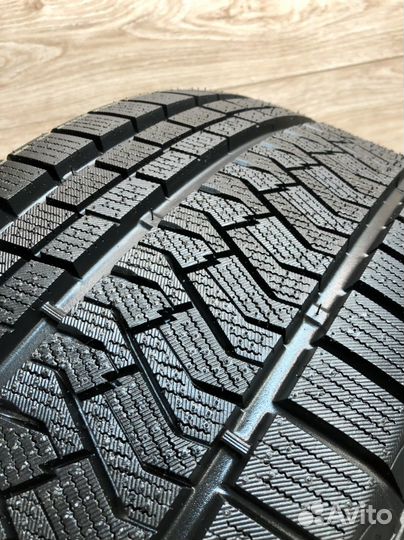 Triangle PL02 245/50 R18