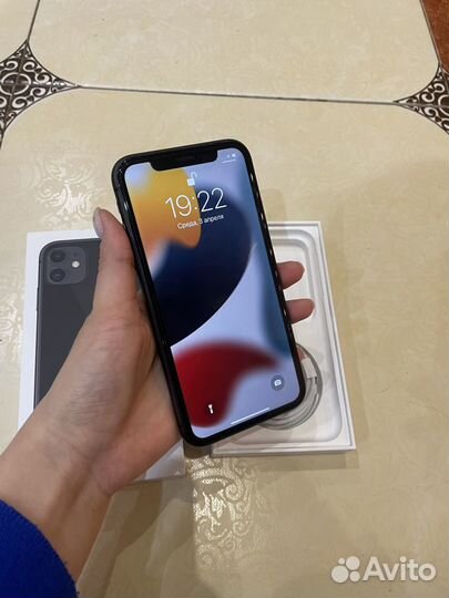 iPhone 11, 128 ГБ