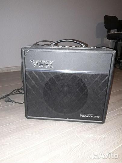 Комбоусилитель для электрогитары VOX VT 40+