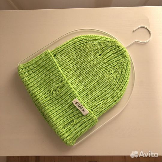 Шапка вязаная ручная работа