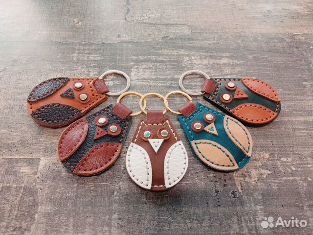 Брелок-чип из кожи совушка
