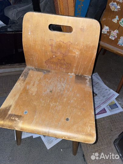 Стул деревянный детский два