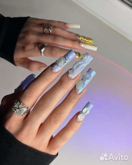 Модель на наращивание ногтей