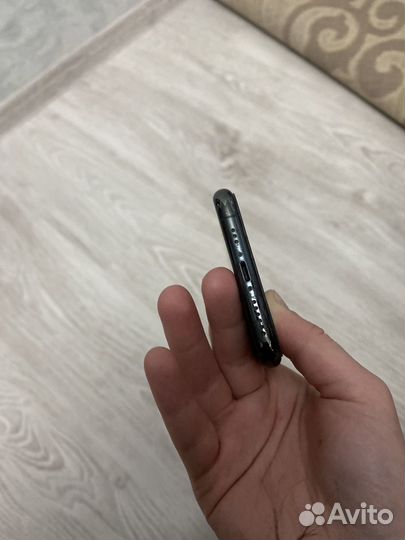 iPhone 11 Pro, 64 ГБ